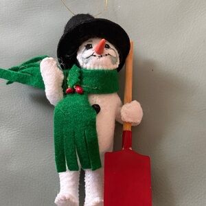 Annalee Snowman ornament 5 inches tall